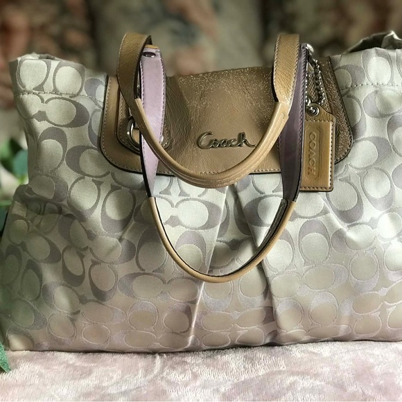 EUC Coach Ashley F15510 - Picture 3 of 10